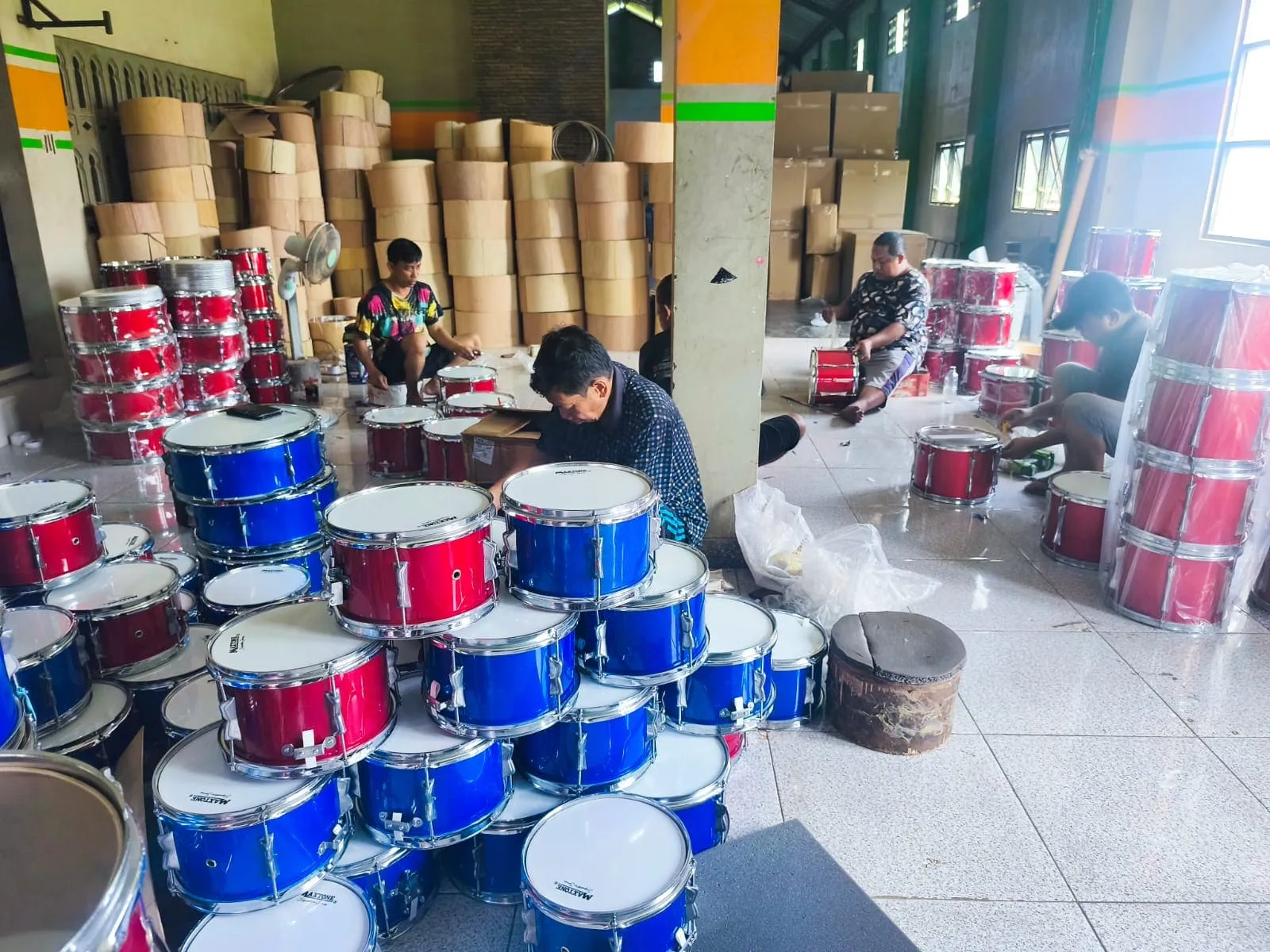 Keuntungan Membeli Alat Drumband Langsung dari Pengrajin